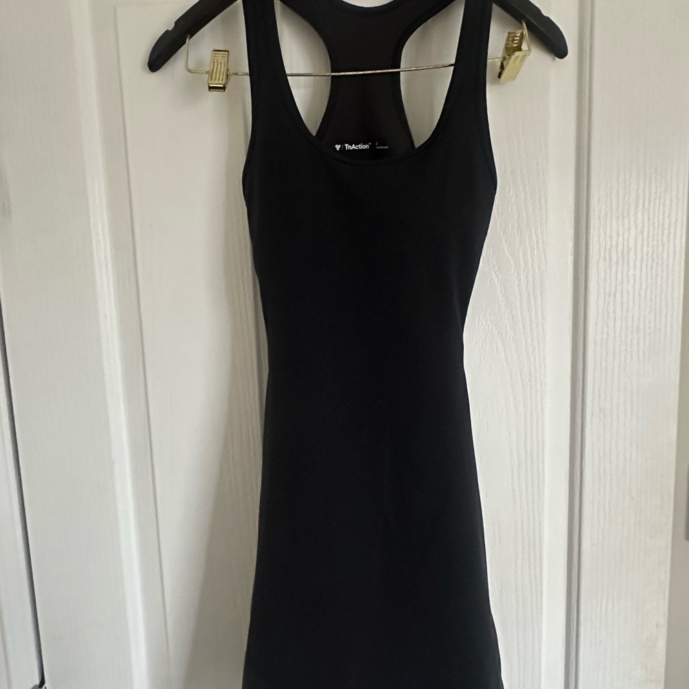 TnAction Aritzia Surpass Sports Dress - Picture 5 of 7